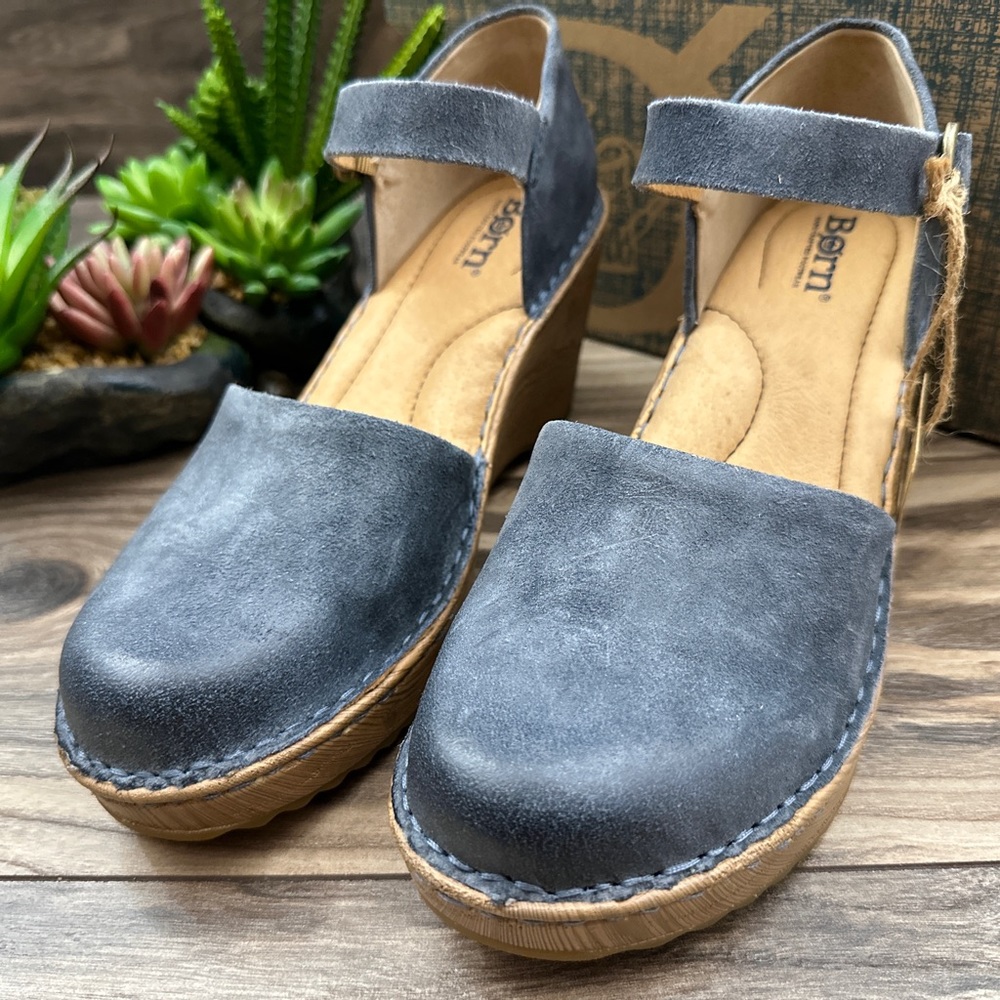 Born Nellie Platform Clog Closed Back Mary Jane Distressed Dark Blue Suede 10M - Picture 3 of 14